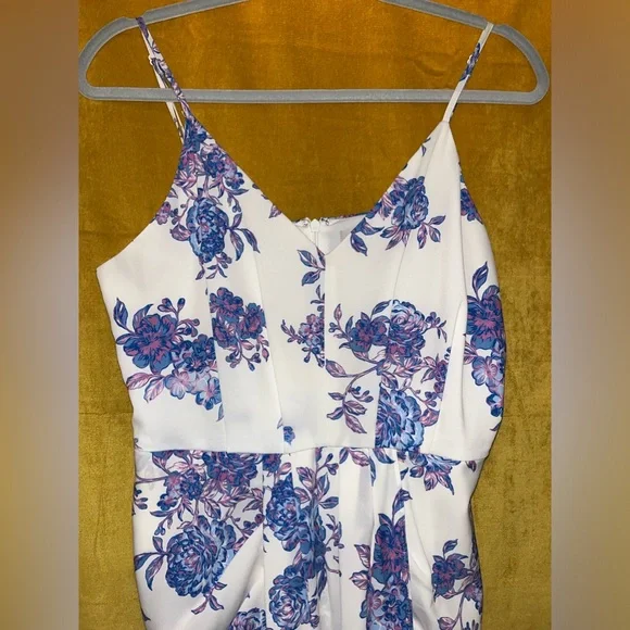 Chelsea 28 Sleeveless Faux Wrap Dress in Ivory Garden - Picture 12 of 14